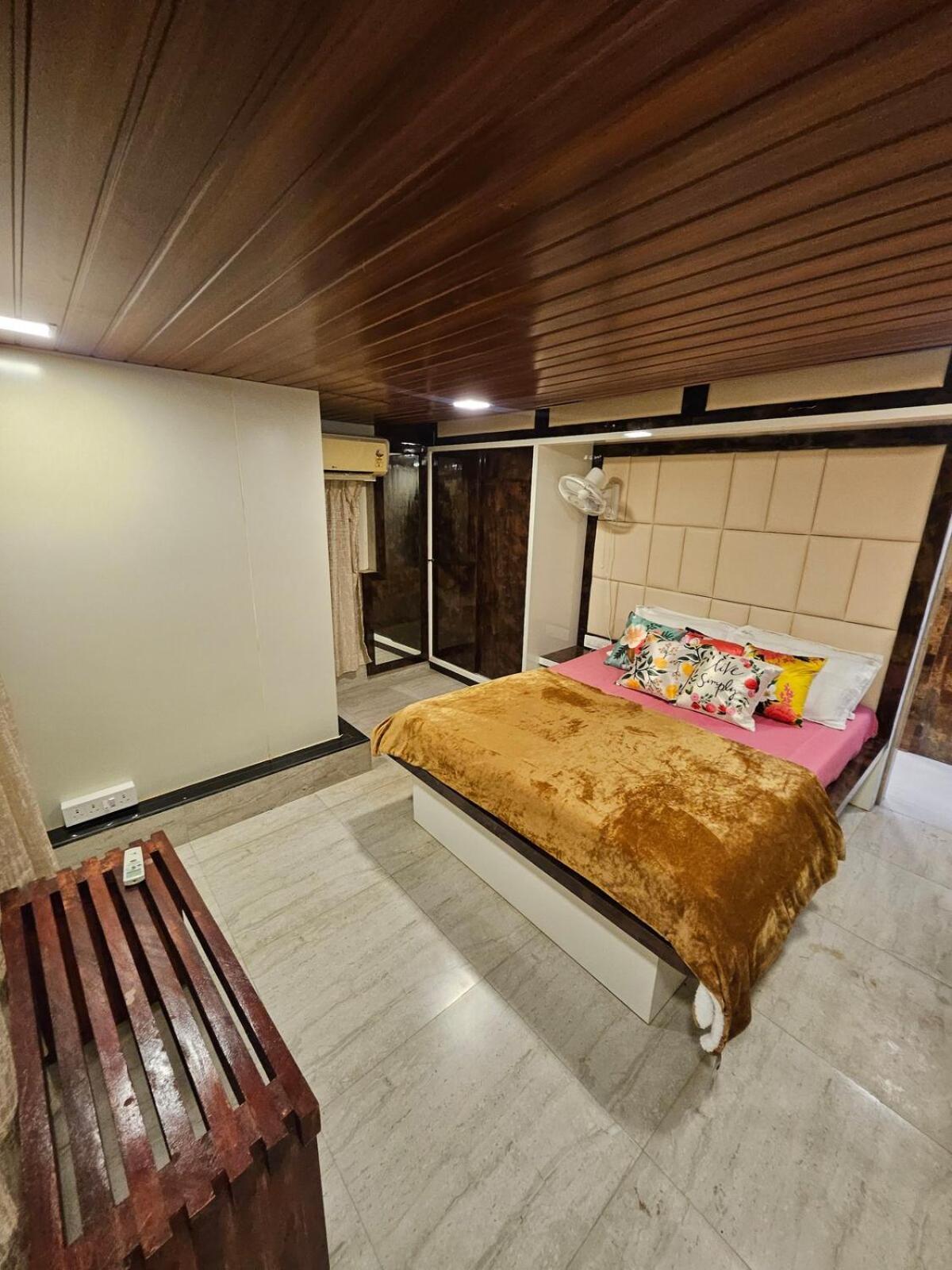 Apartament Carter Bay Peaceful Near The Shore, Bandra Bombaj